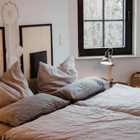Gastehaus Seezeit Ferienwohnung 2 * Neu Sallenthin